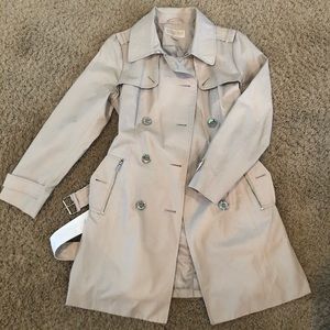 Michael Kors tan light weight coat